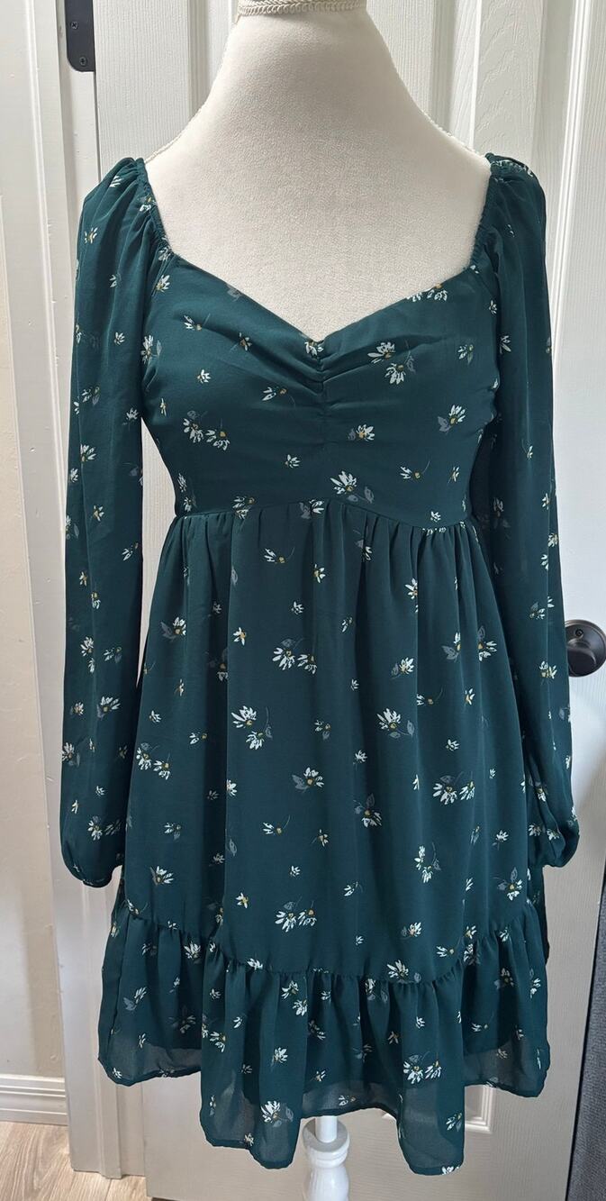 Abercrombie & Fitch Small Green Floral Long Sleeve Mini Dress Ruffle Hem